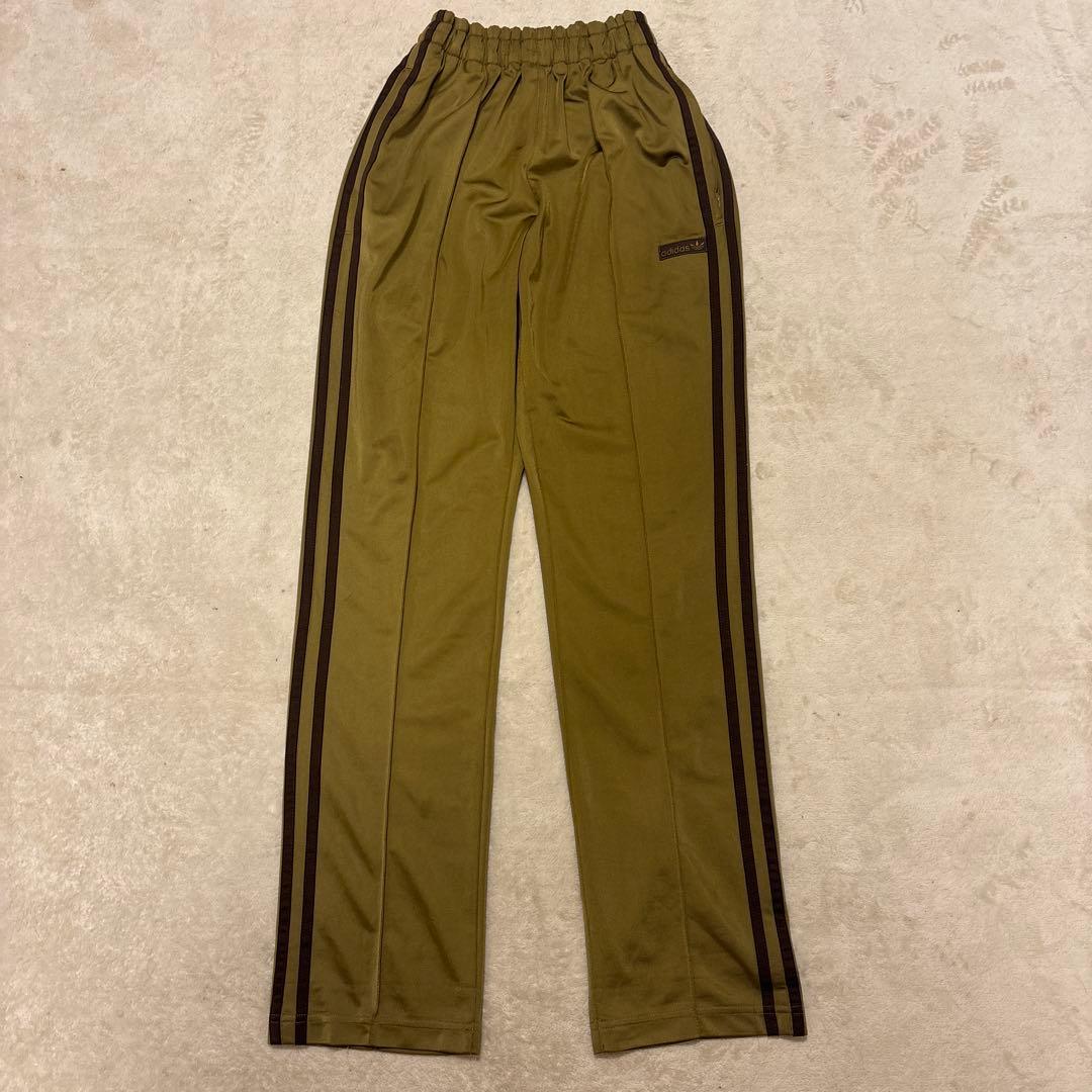 希少カラー⭐️90s adidas ジャージ上下　セットアップ Lサイズ カーキ