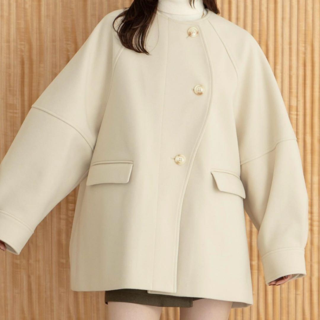 hinari ウェーブデザインミドルコート アイボリー S