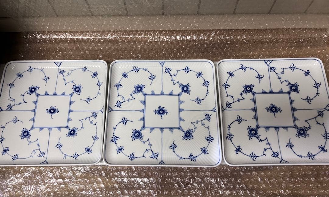 ブルーフルーテッド　プレイン　スクエアディッシュ　20cm　3枚