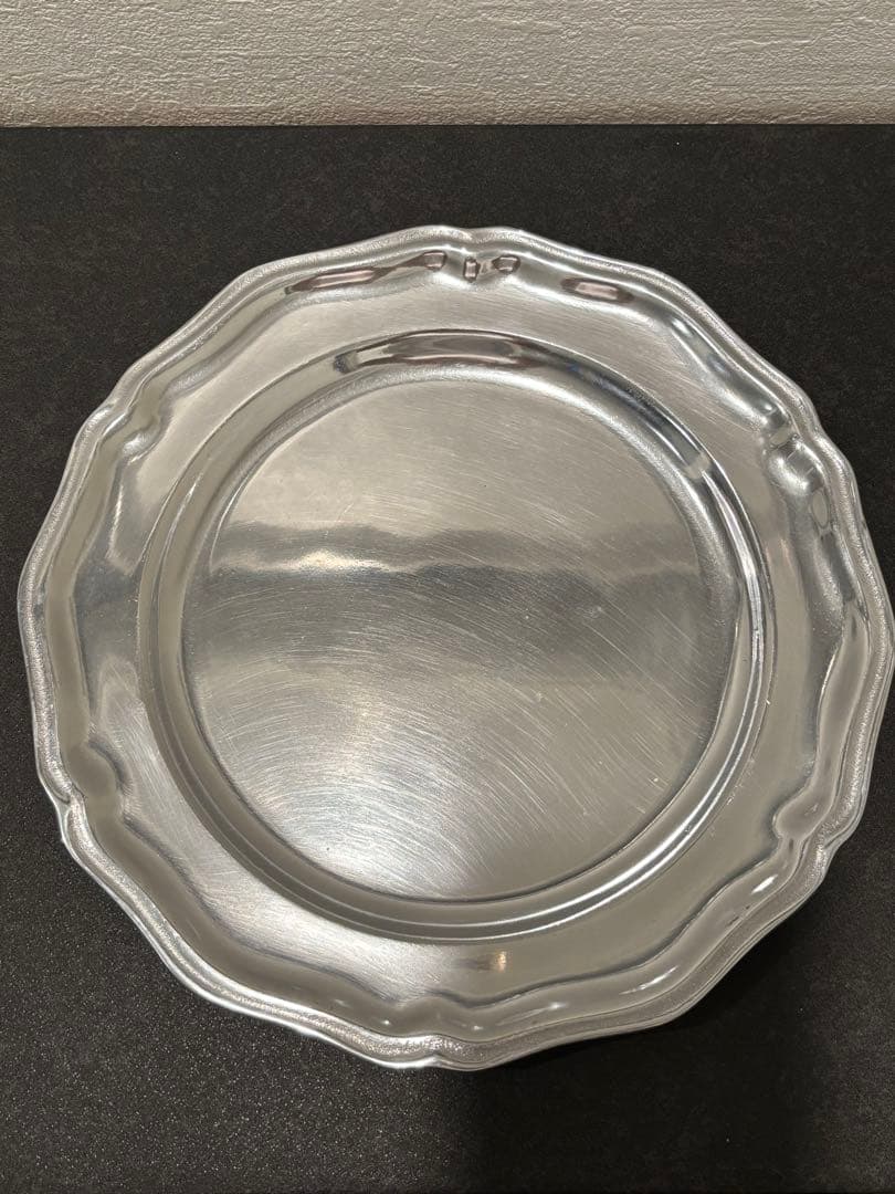 Wilton Arle 皿ピューター花リムアメリカンビンテージ　シルバー