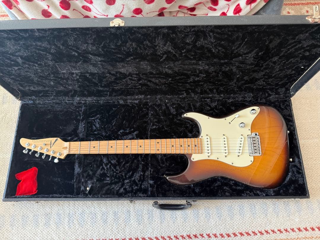 TOM ANDERSON ストラト2S タバコバースト バズフェイトン