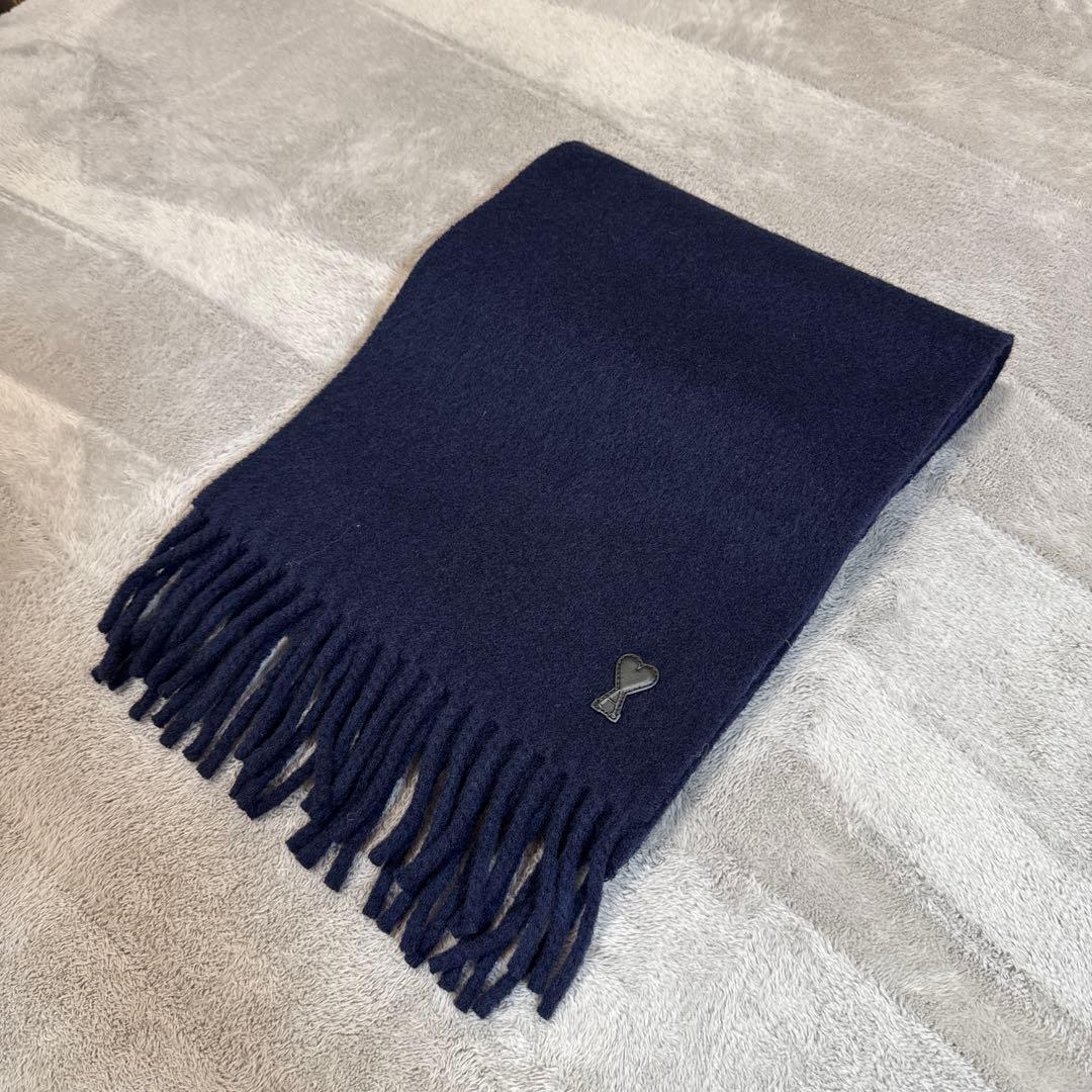 【AMI PARIS】アミパリス 紺色マフラー