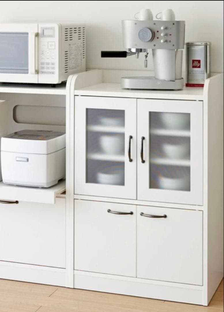 ホワイト食器棚 ガラス扉付き 中型　ミニ食器棚