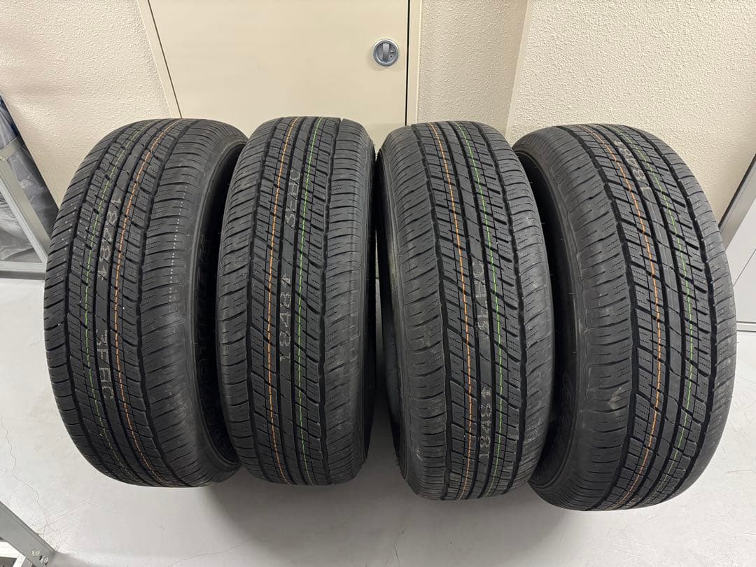 公道未走行 新車外し ダンロップ タイヤ 265/65R/18 ランクル250等