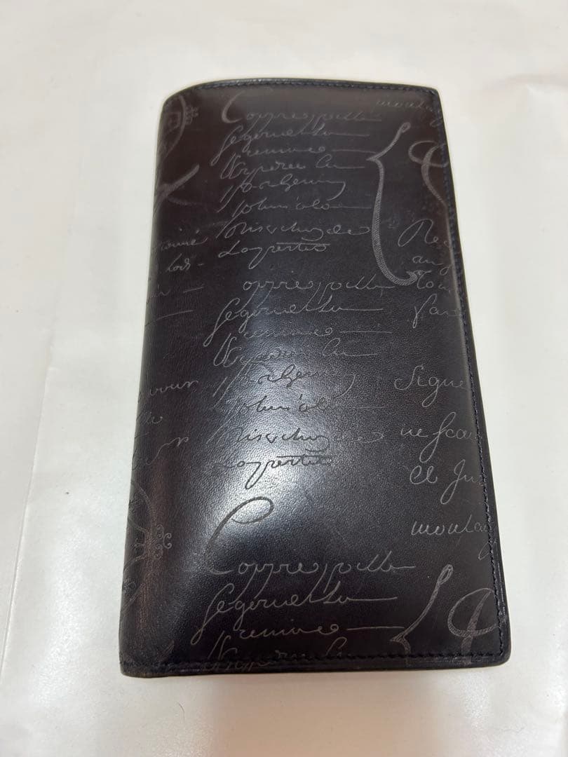 ベルルッティ　長財布