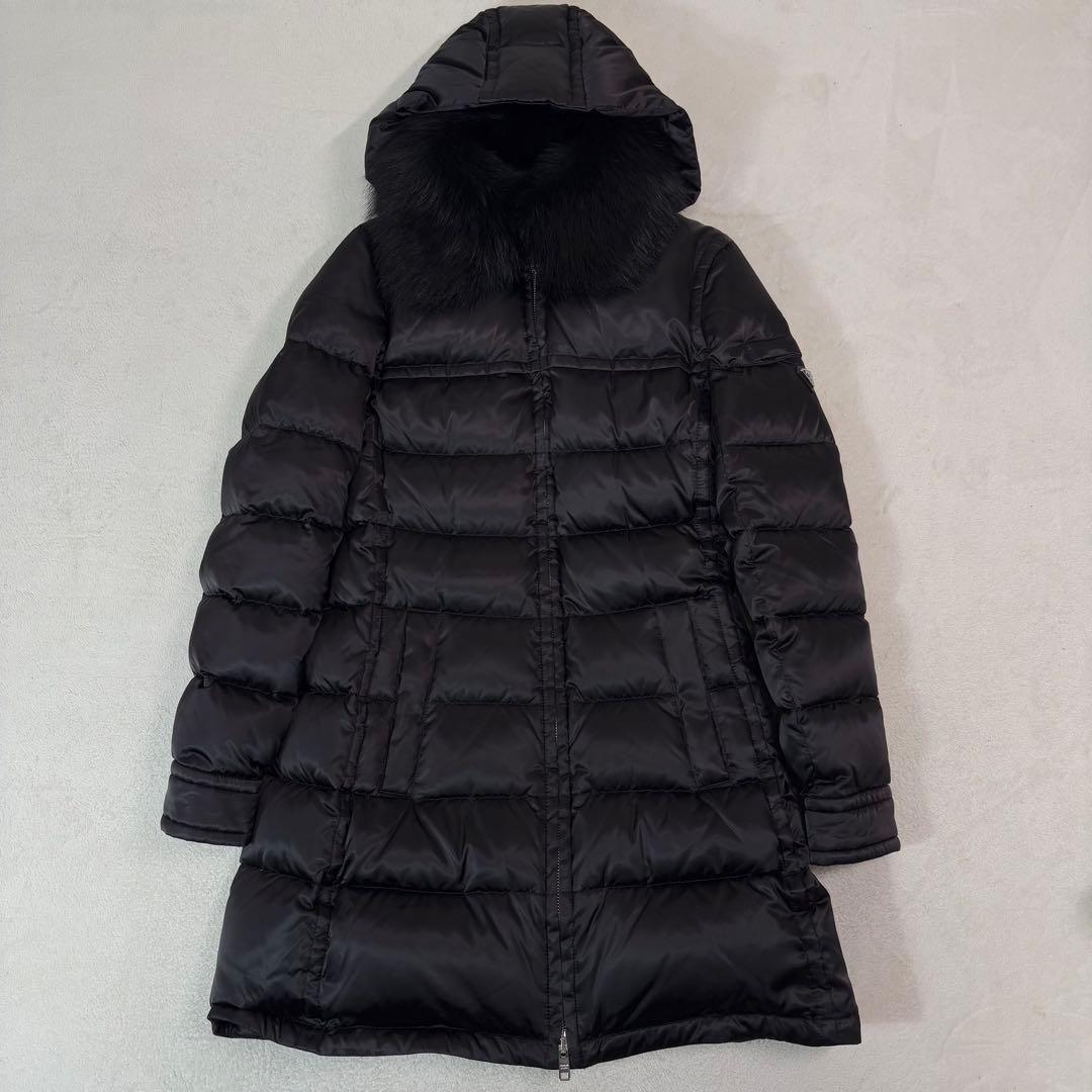 20AW ☆極美☆ PRADA 三角ロゴ　シープスキン　ダウンコート　黒　40号