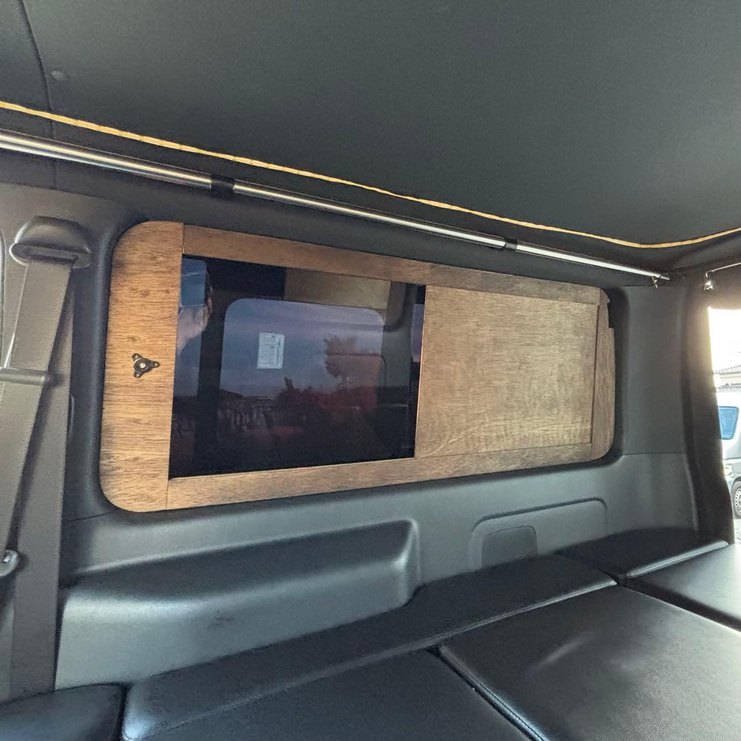 ハイエース 200系 スーパーGL 窓埋めパネル 開閉式 断熱 左右セット 木目