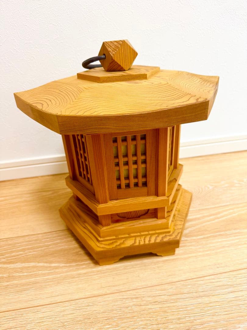 伝統工芸士 小南吉彦 作 春日杉 六角釣燈籠 吊行灯 高34cm