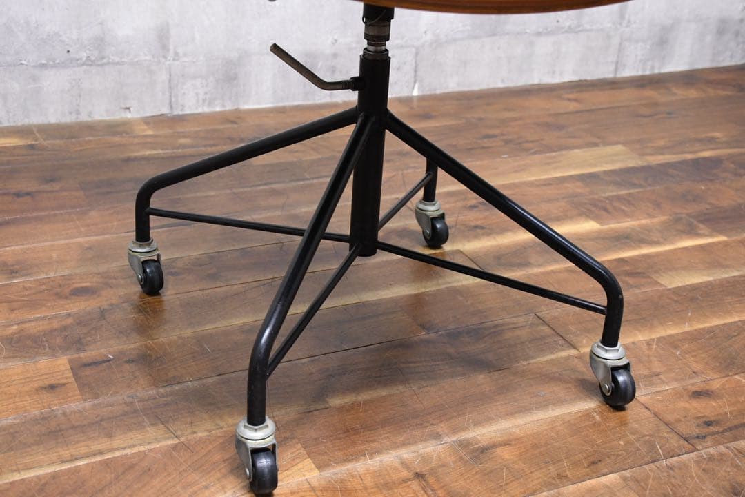 EGK53 天童木工 Tendo 剣持勇 ヴィンテージ デスクチェア キャスター