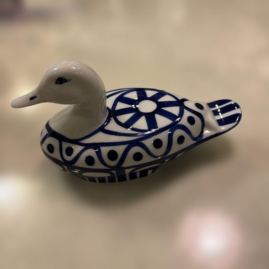 ダンスク　(アラベスク)アヒル型青白陶器置物