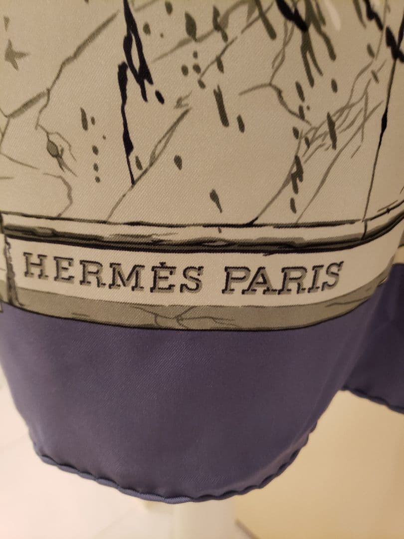 【極美品】HERMES　カレ90 ～バルトルディの泉～ グレイッシュブルー