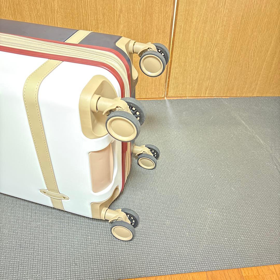 【moz】 キャリーケース ホワイト/ネイビー