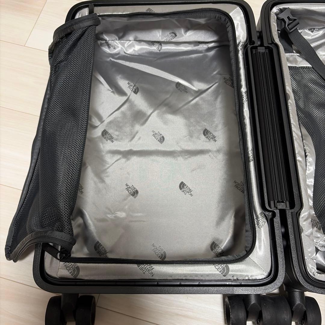 THE NORTH FACE スーツケース 機内持ち込み可