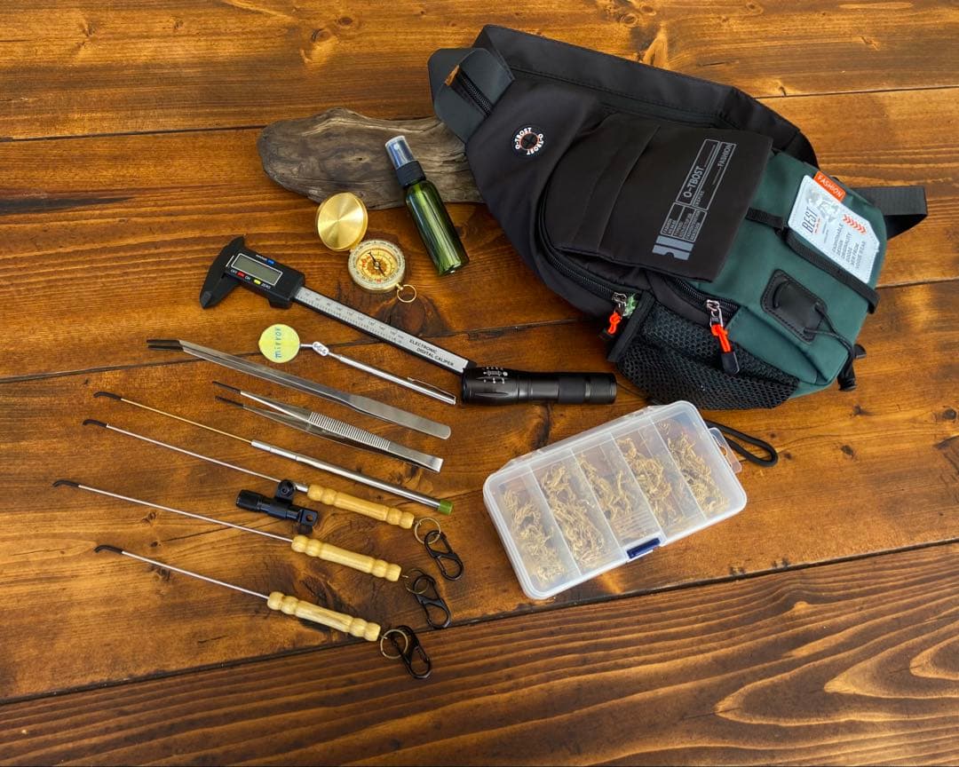 クワガタ採集セット　オリジナル掻き出し棒　デジタルノギス　採集ケース　虫除け