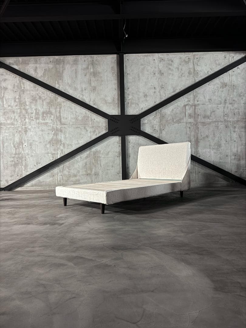 シモンズ　Le Grind