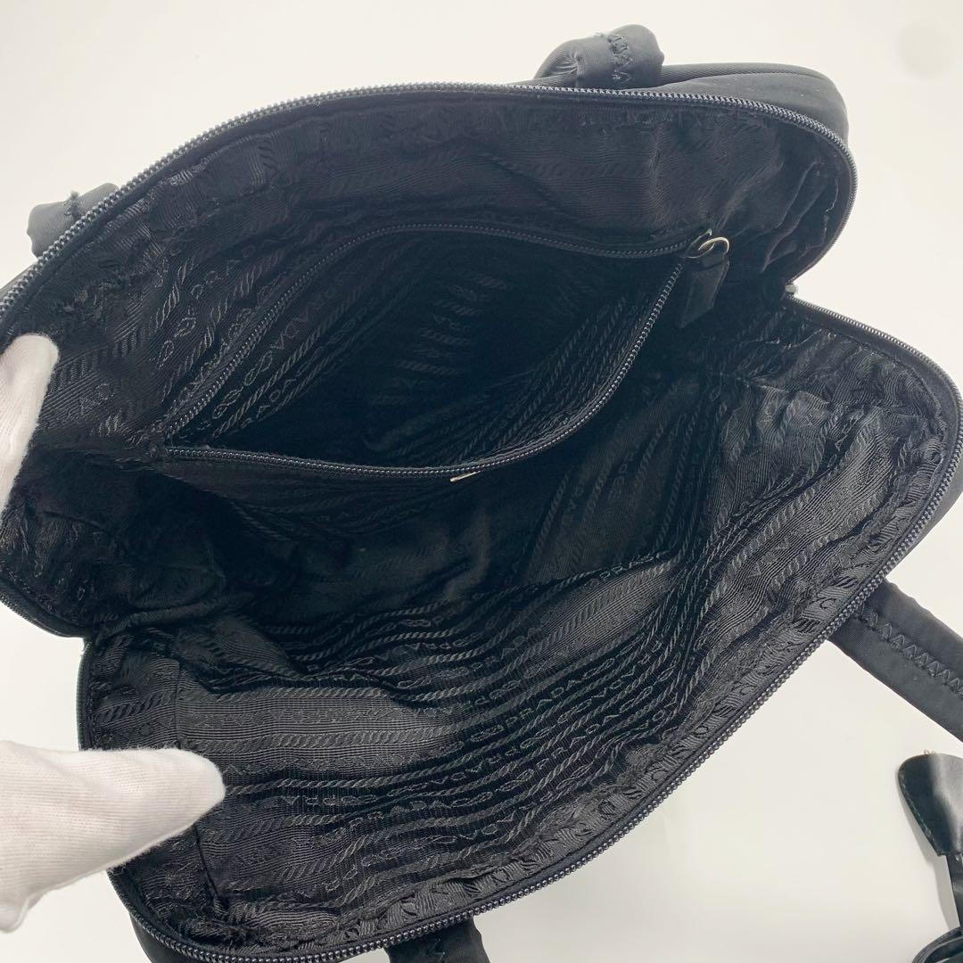 プラダ トートバッグ 三角ロゴ 南京錠 ナイロン ブラック