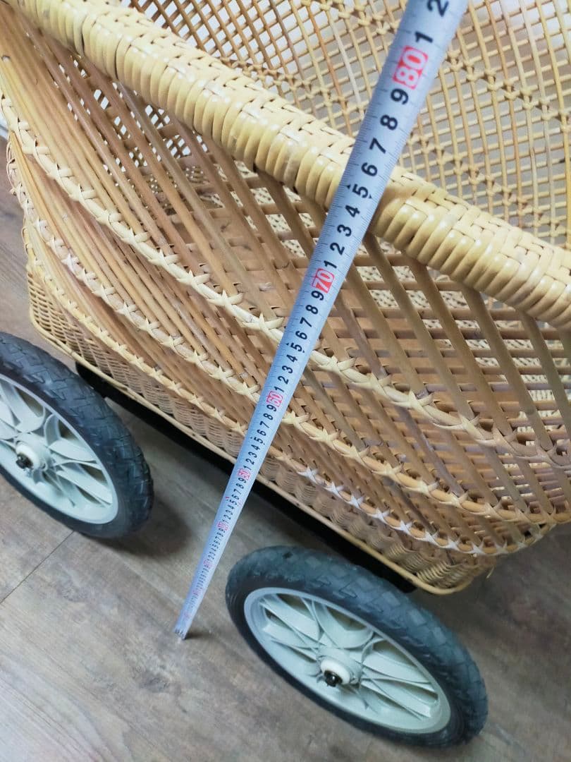 日本製 ラタン製 乳母車 新品13,0000円購入 手押し車 昔ながらの乳母車