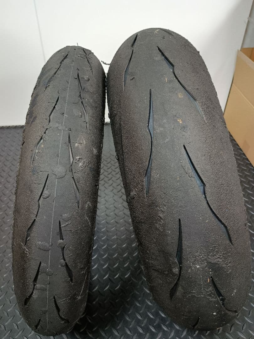 BRIDGESTONE R11前後セット②