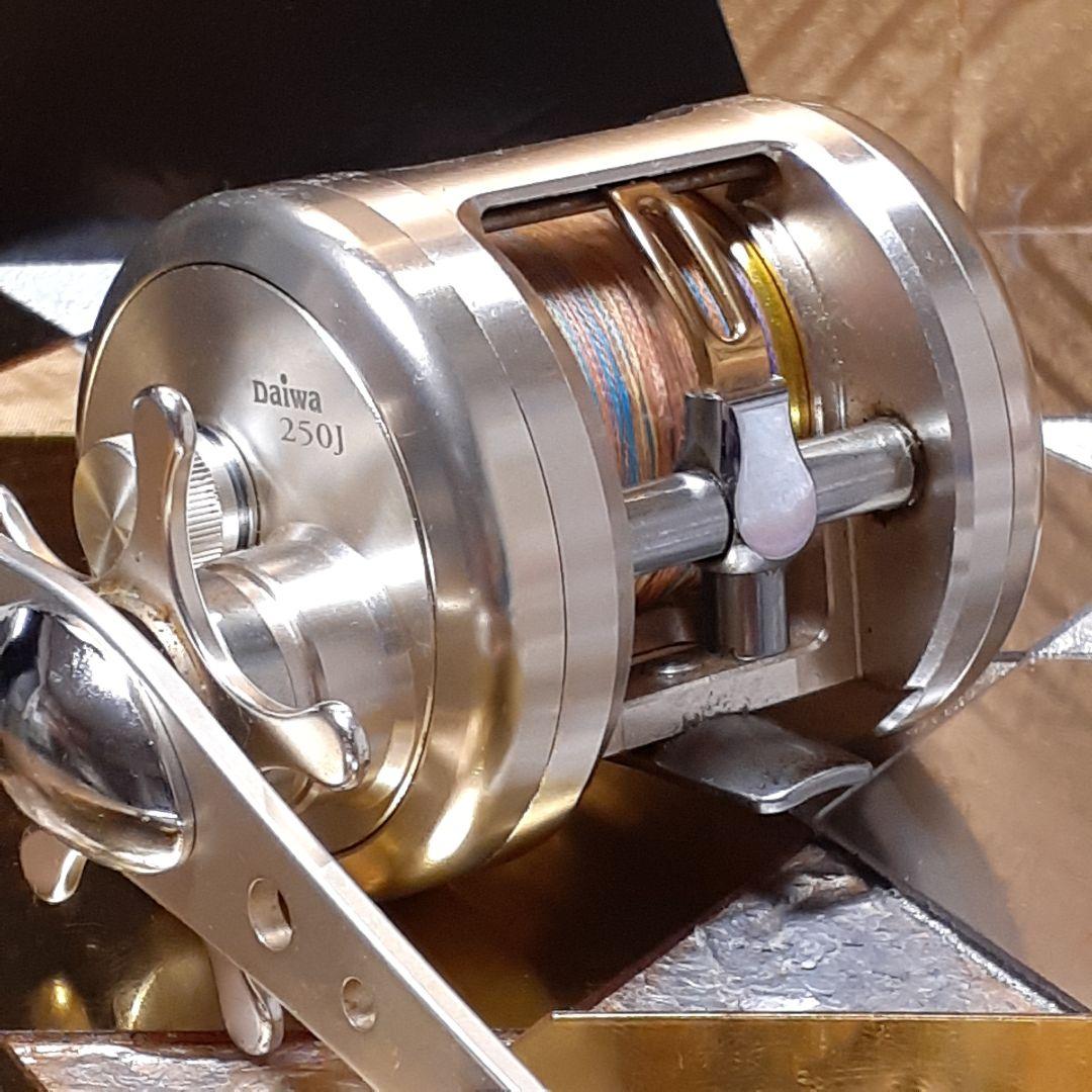 ダイワ ミリオネア CV-Z 250J ベイトリール 遠投カゴ釣り タイラバ
