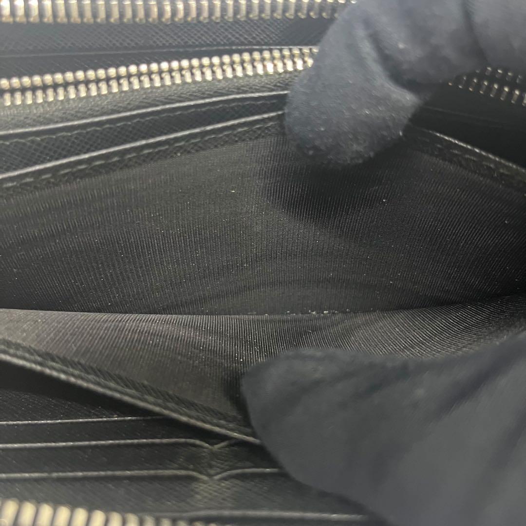 希少✨プラダ 長財布 ラウンドファスナー ストライプ サフィアーノ ブラック