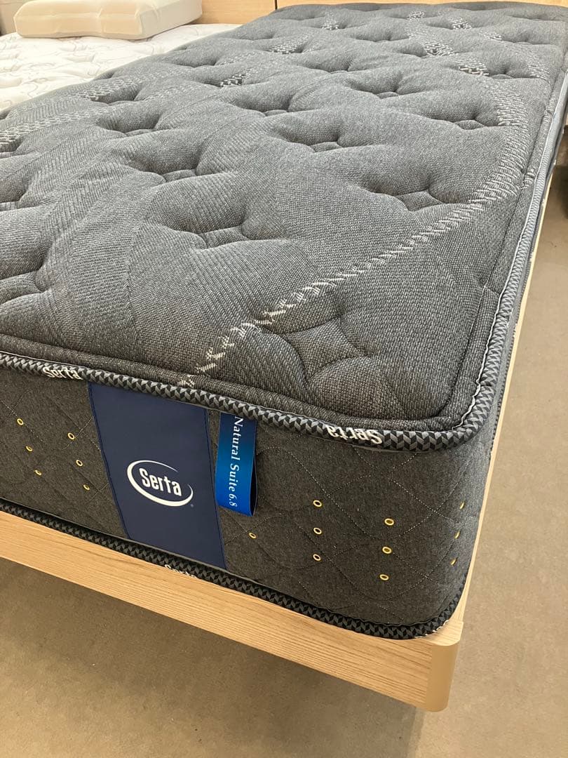 Serta Natural Suite 6.8 シングルマットレス 展示品