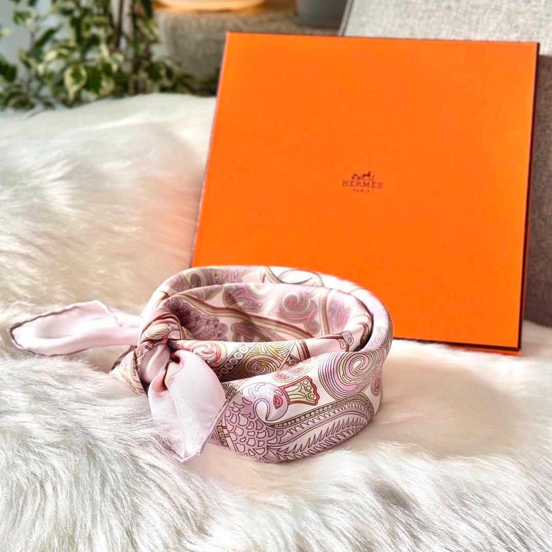 HERMES エルメス カレ90 スカーフ 動物の楽園