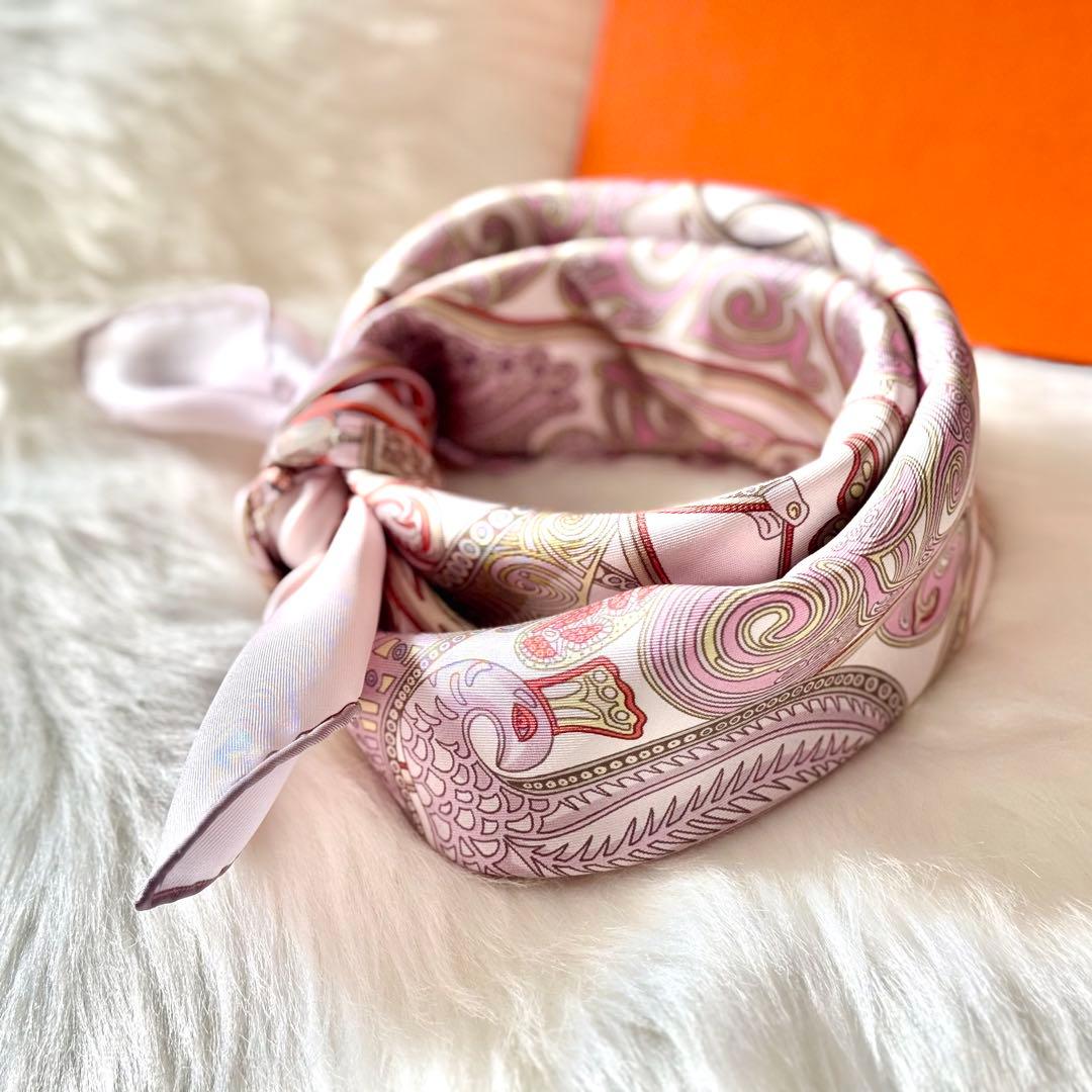 HERMES エルメス カレ90 スカーフ 動物の楽園