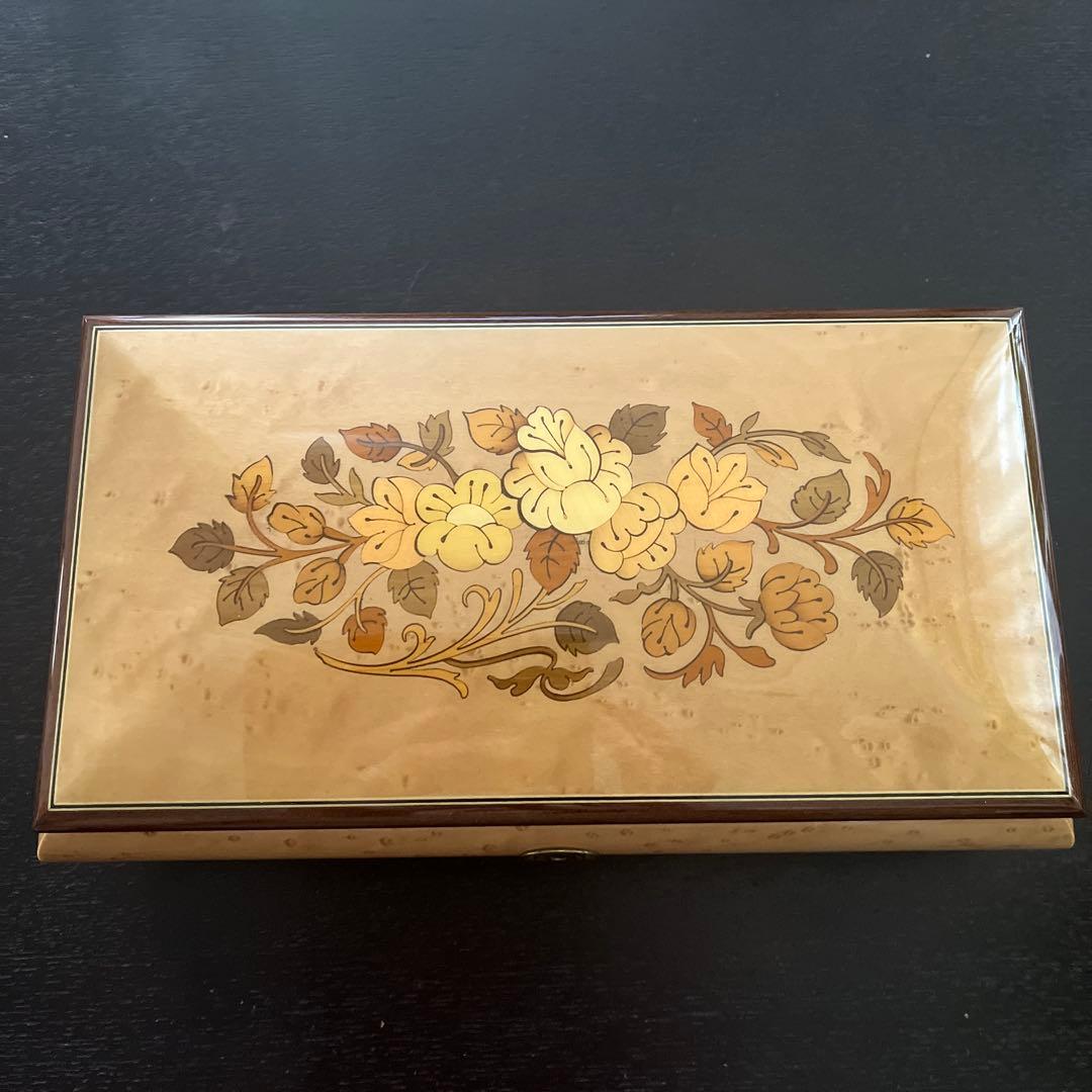 ルージュオルゴール　ジュエリーボックス