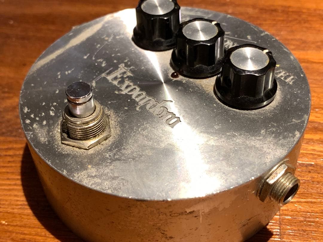 BIXONIC Expandora ディストーション エフェクター 動作品