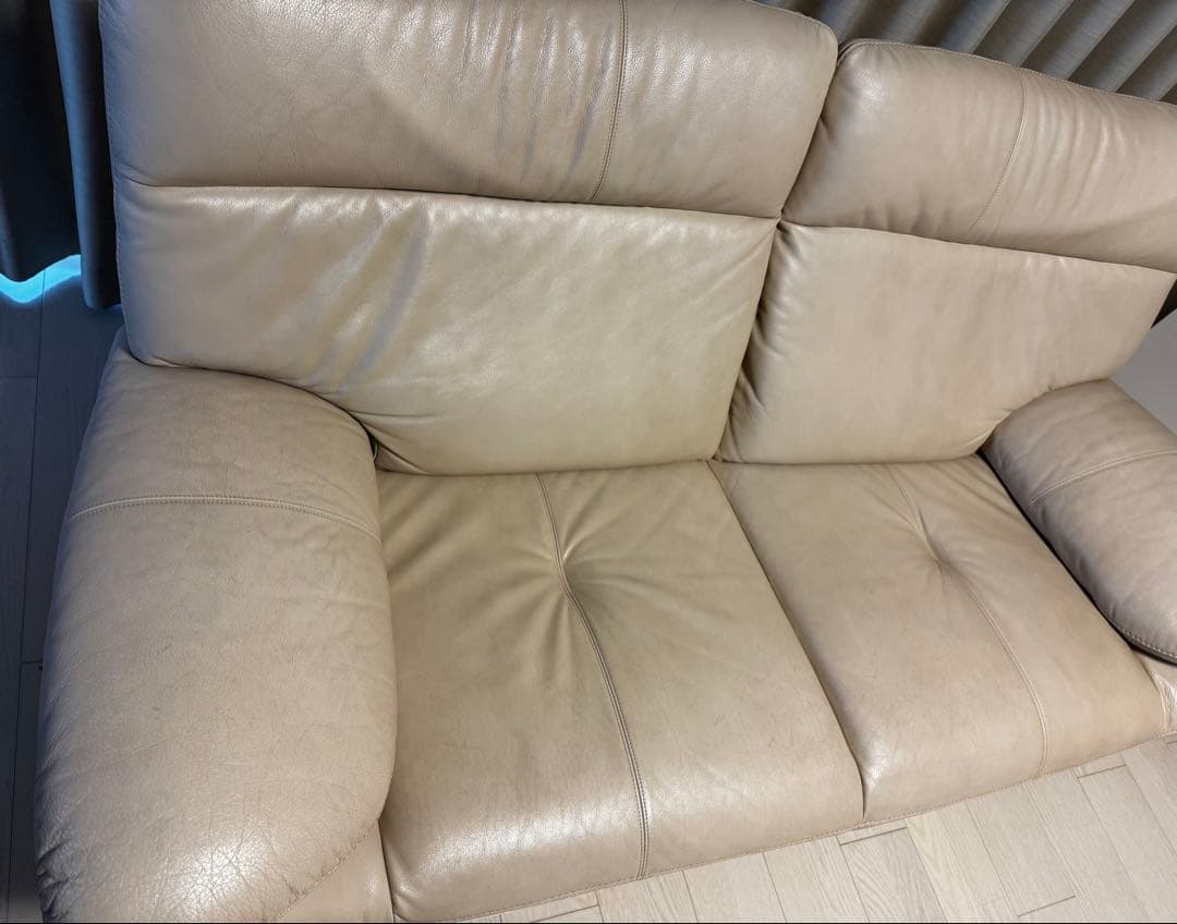 【送料込み】カリモク ZT8312レザー 2人掛けソファ（使用に問題なし）