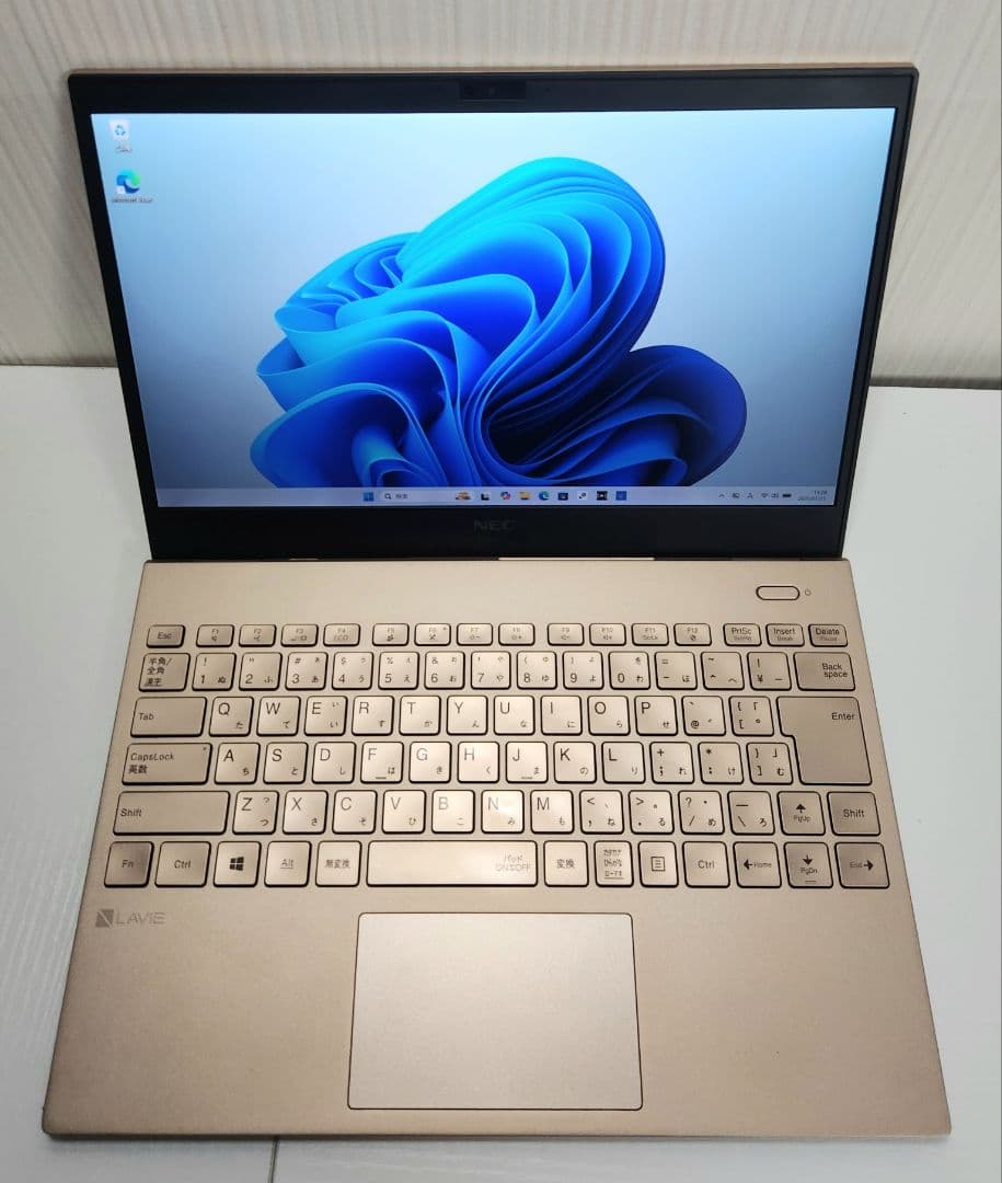 LAVIE PM750 第11世代Corei7 16GB 512GB