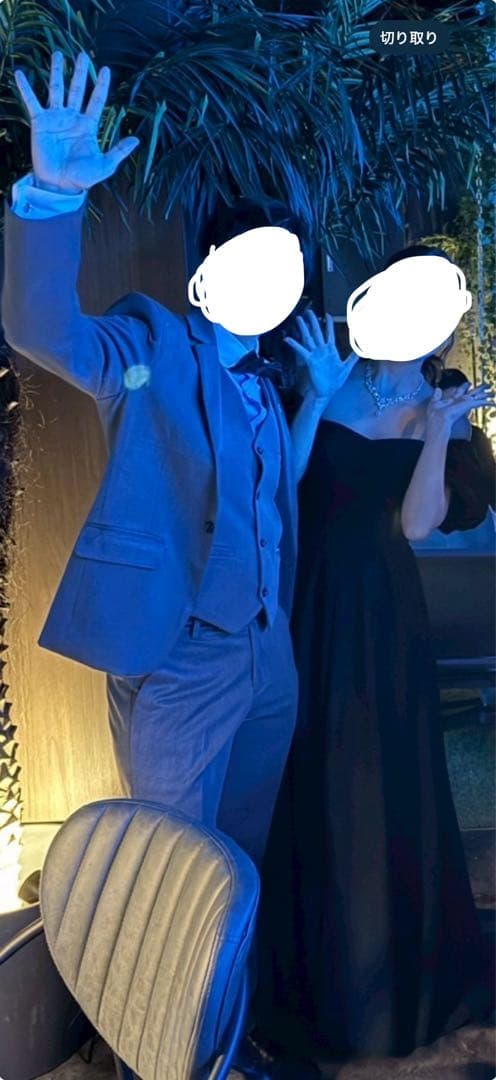 グレー スーツ ウィングカラー、蝶ネクタイ、ベスト付き