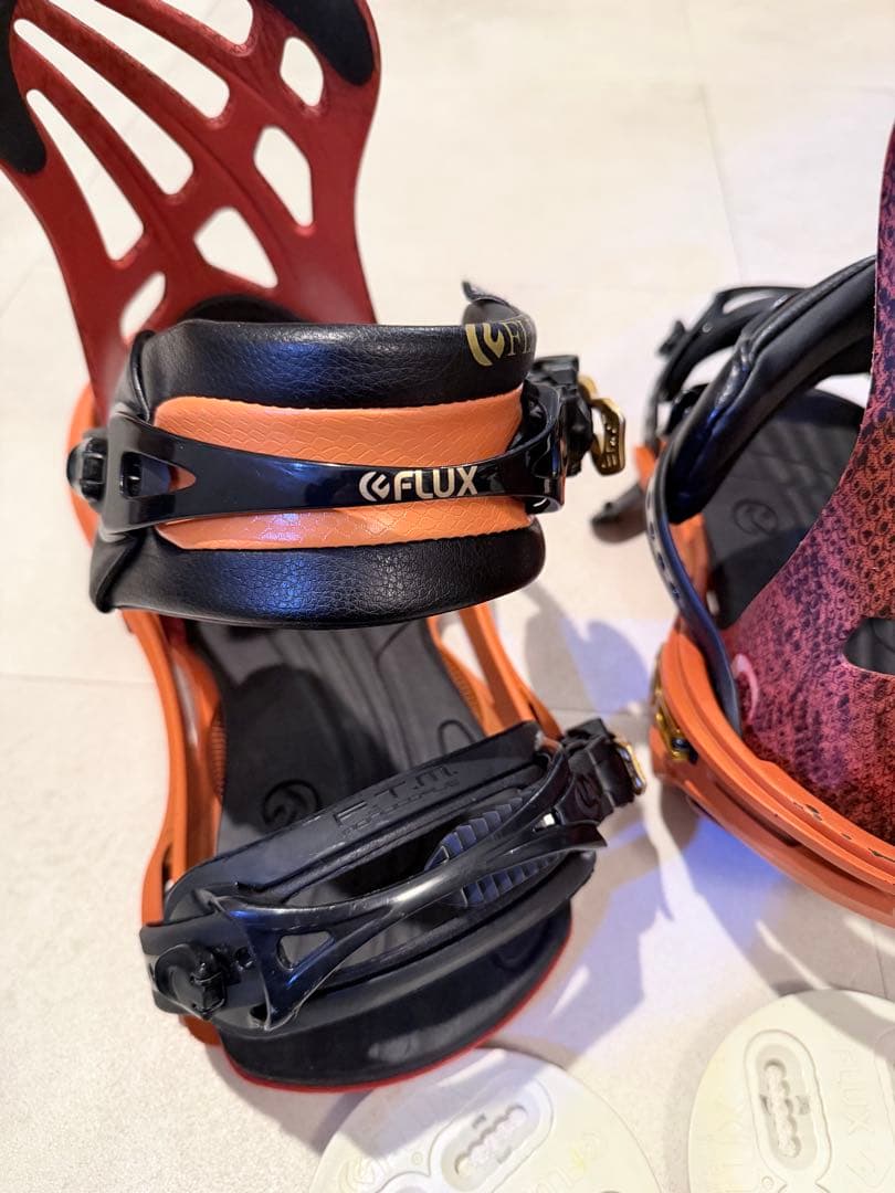 最終値下げ　FLUX スノーボード ビンディング オレンジ/黒 M