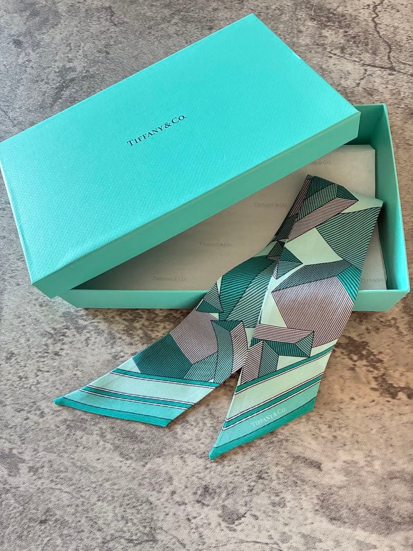 Tiffany & Co. ジャイアント T リボン スカーフ
