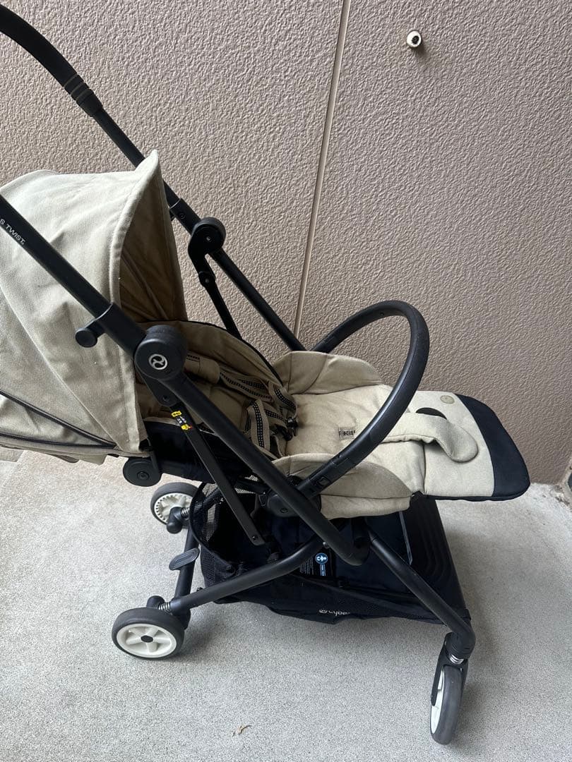 Cybex EEZY S TWIST2 イージーSツイスト2