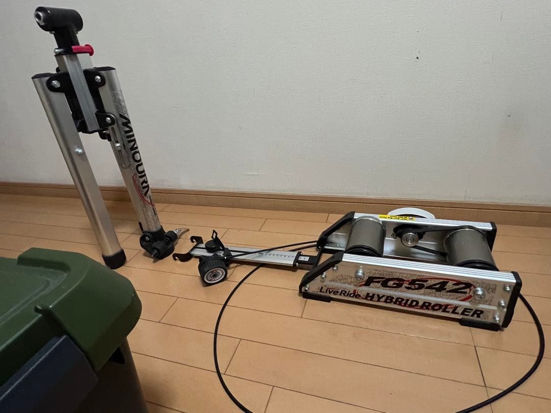 MINOURA FG542 ハイブリッドローラー