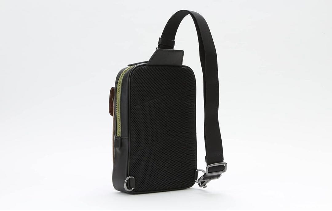 け*。様 COACH コーチ トラック パック・シグネチャー キャンバス・コーチ