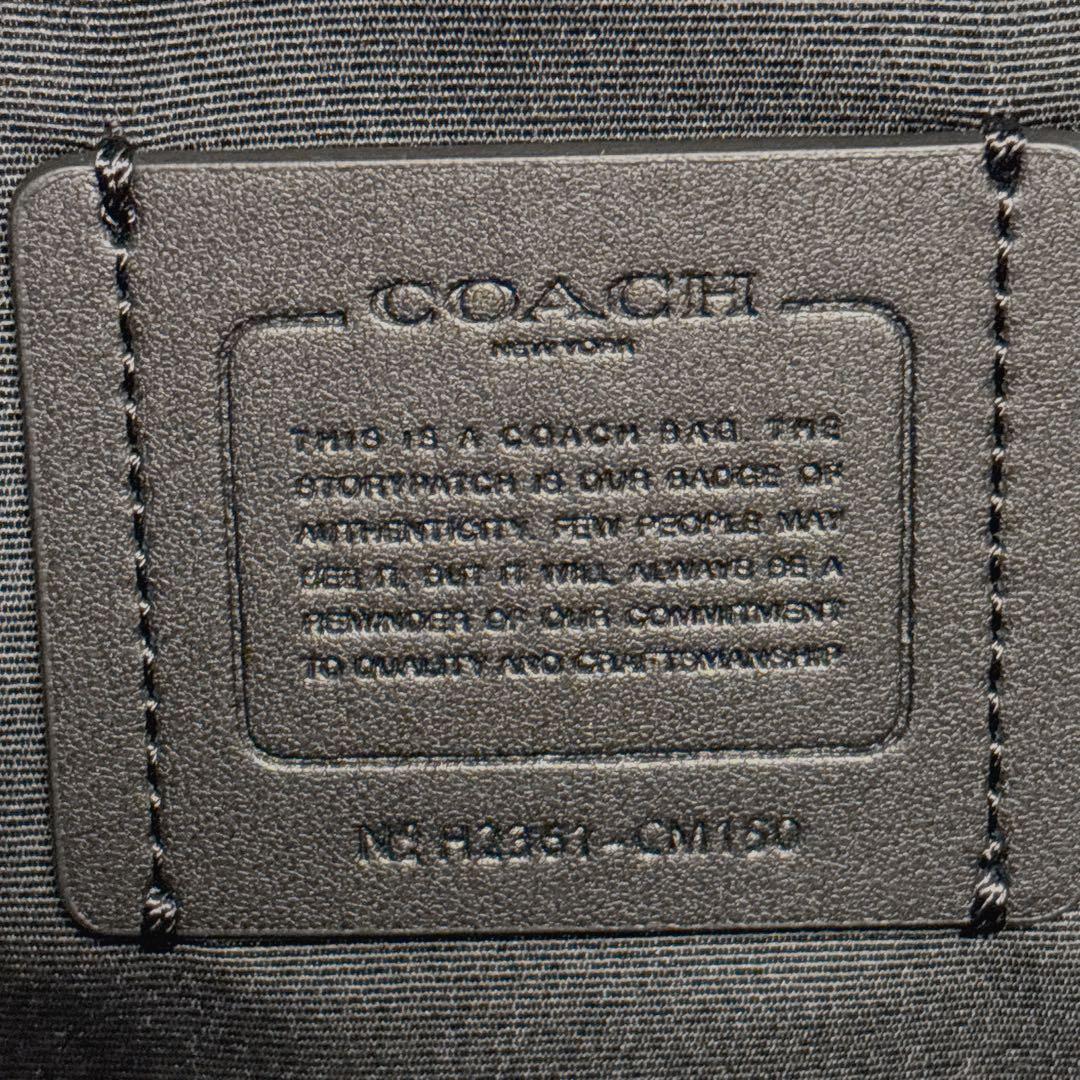 COACH(シグネチャー スムースカーフレザー ボディバッグ)