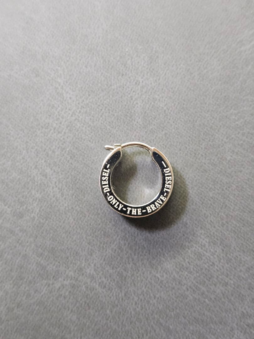 DIESEL フープピアス 片耳用 新品未使用極美品！