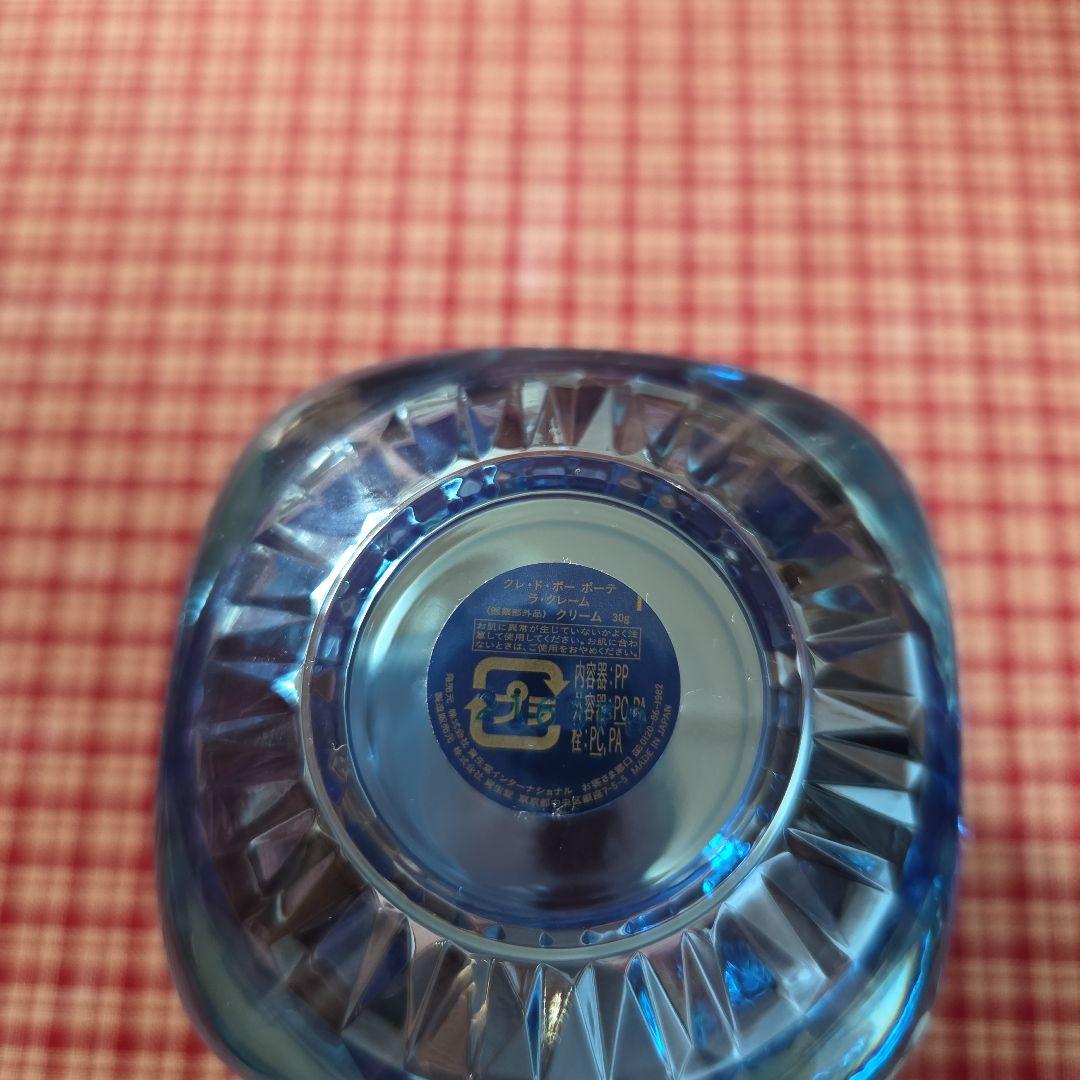 のん クレ・ド・ポボーテ ラ クレーム