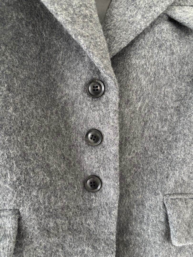 シャギーオーバージャケット　S グレー　LILY BROWN