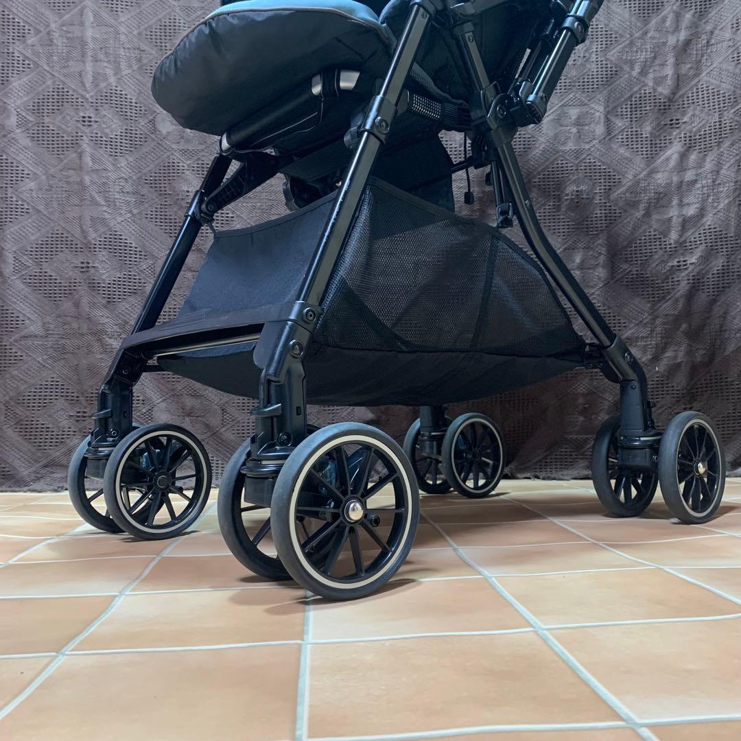 【極上クリーニング済み】【美品】コンビ スゴカルα 4キャス