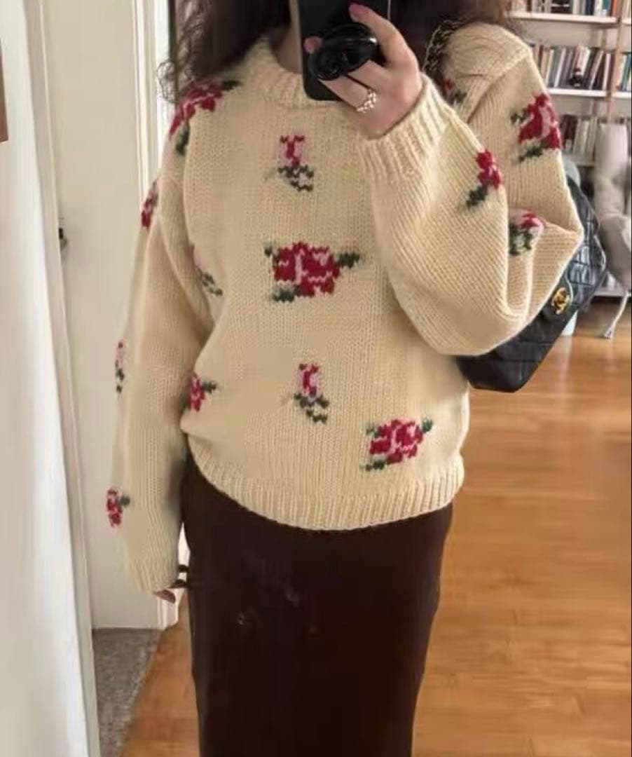 SIENNE ローズ ウール ハンド ニット クリーム