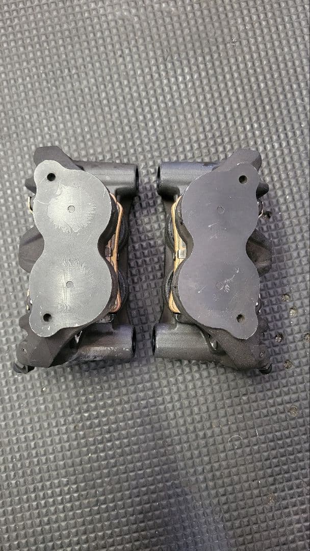 Kawasaki ブレーキキャリパー 2個セット　ラジアルマウント　108mm