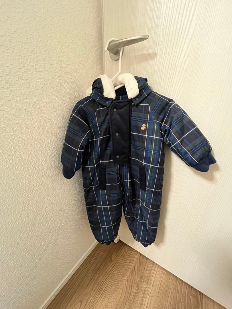 新品　ファミリアfamiliar ジャンプスーツ アウター　70cm