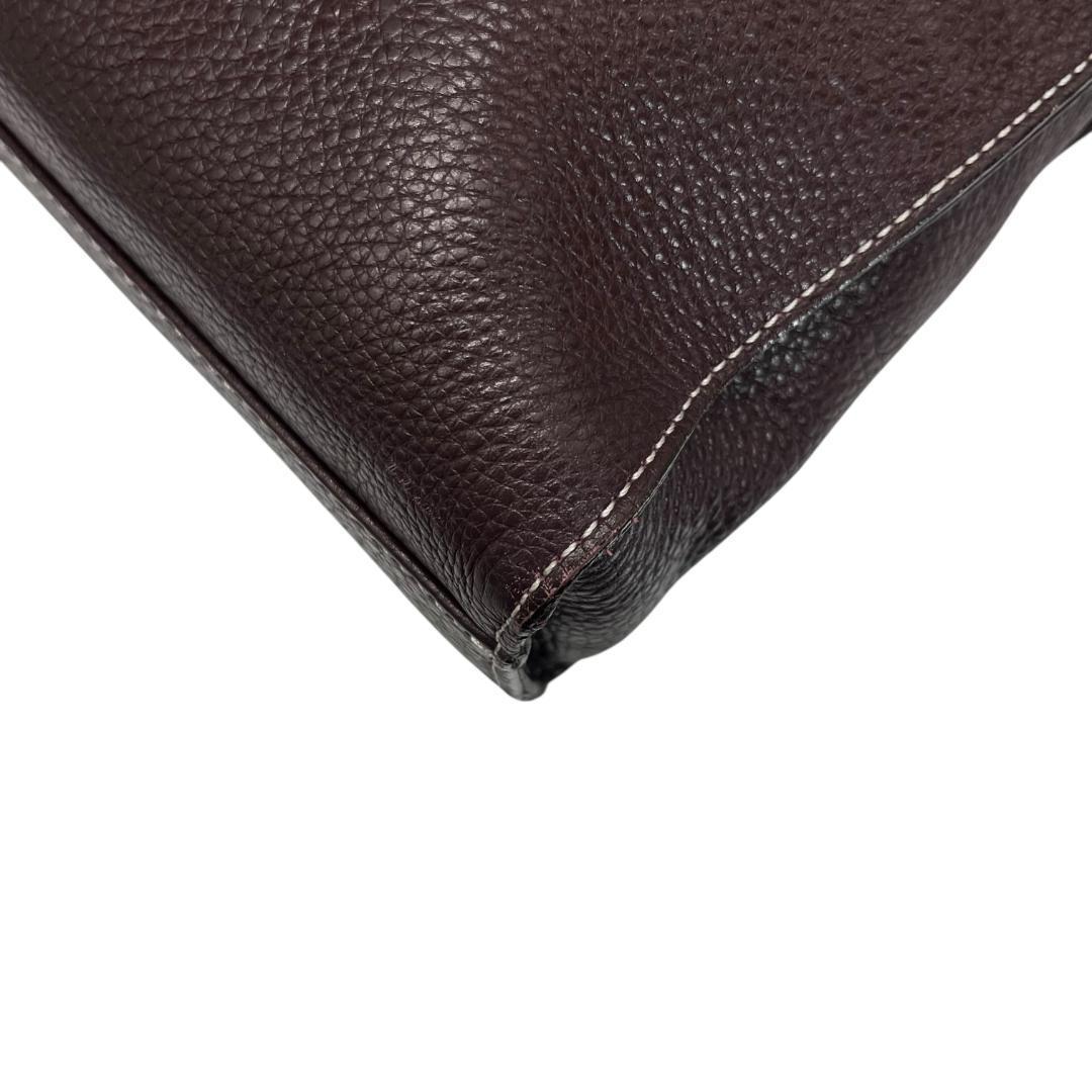 美品ソメスサドル シボ革ショルダーバッグ 斜め掛け A4 ボルドー B0842