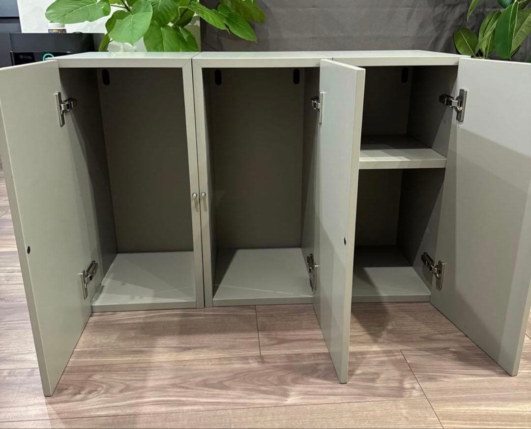 アクタス　Poliform ポリフォーム　グレー キャビネット 3つ　定価60万