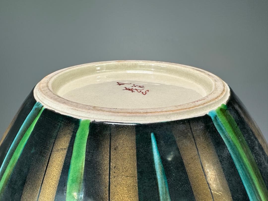 九谷焼 九谷焼名工 錦園窯 山上義正作 花瓶　陶器 共箱