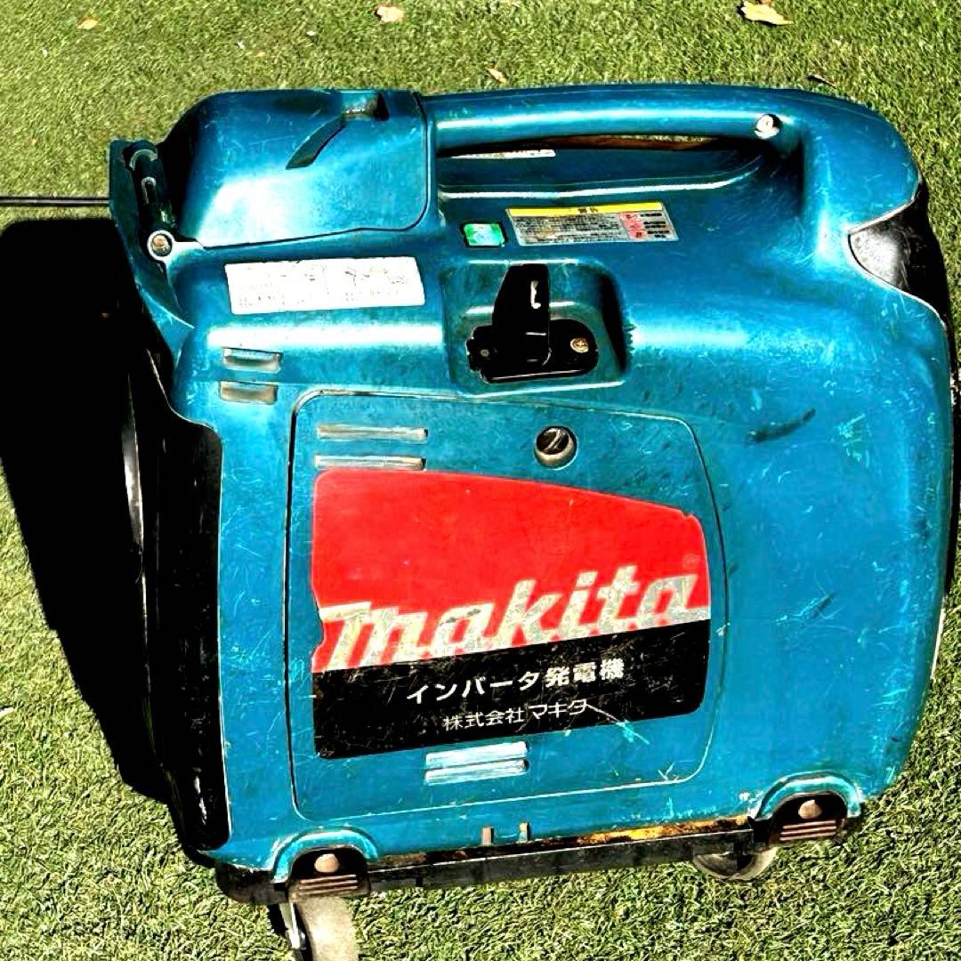 ⭐︎静音タイプ⭐︎ マキタ インバーター発電機 G140IS