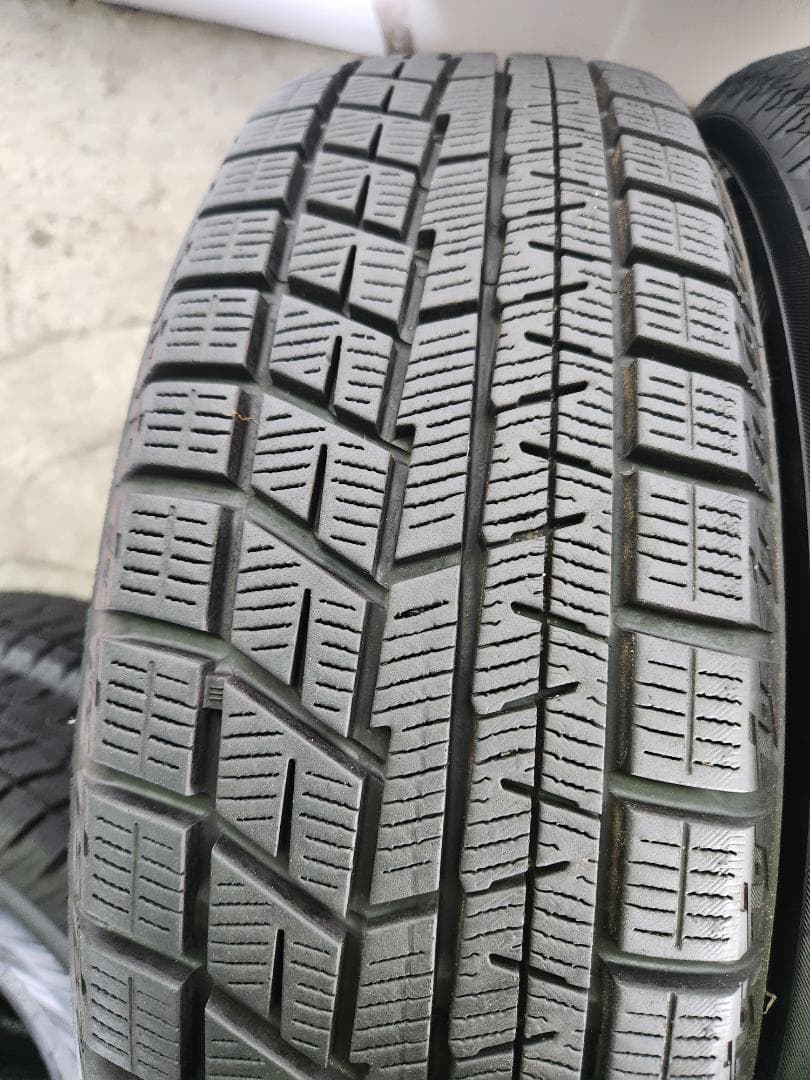 送料込☆2021年製 ヨコハマタイヤ 175/65R14日本製☆4本